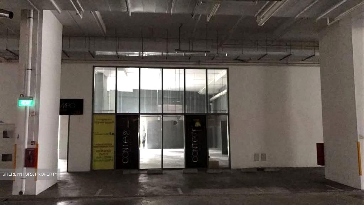 Bukit Batok Connection (D23), Factory #575770471